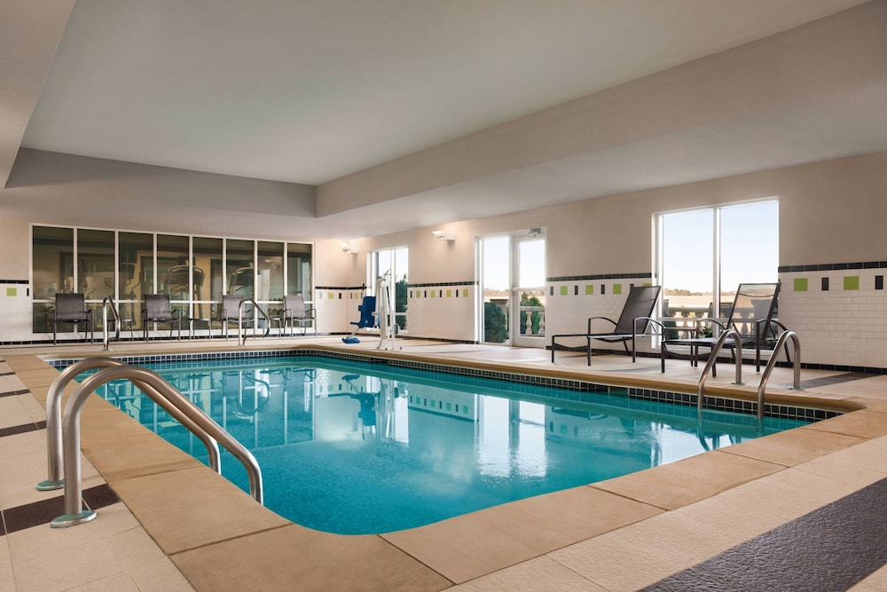 Fairfield Inn And Suites Tupelo in TUPELO - MS
