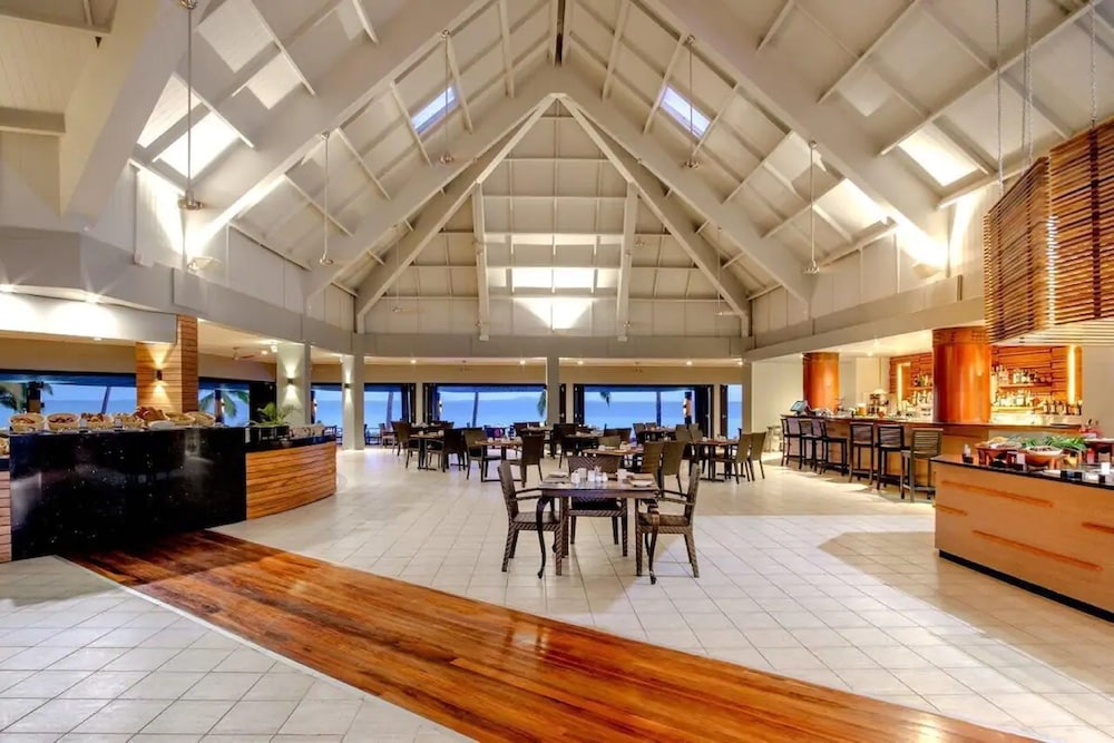 DoubleTree Resort by Hilton Hotel Fiji - Sonaisali Island 41/63