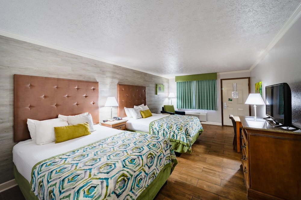Accommodation By Willow Brook Lodge 16/63
