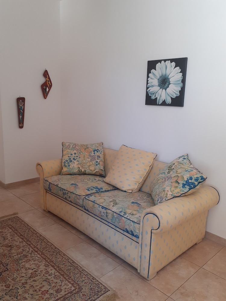 LOGIS DOMAINE DES CHAIS 33/56