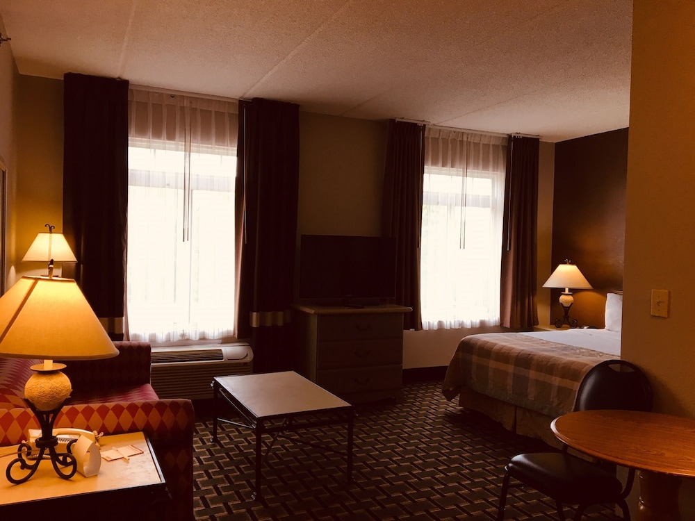 Hawthorn Extended Stay by Wyndham Conyers 24/40