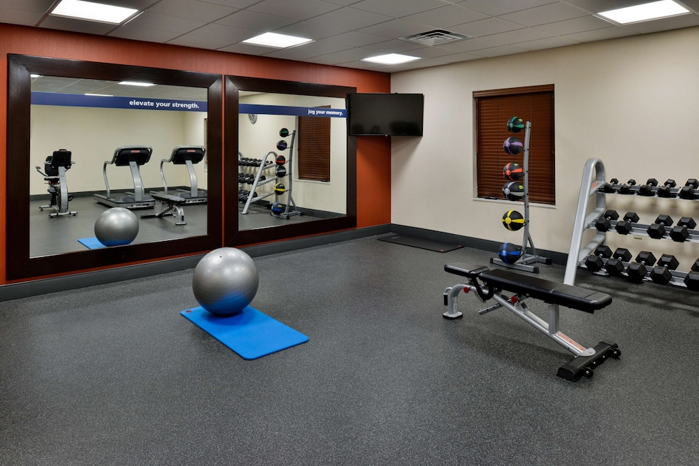 Hampton Inn & Suites Hutto Austin 25/48