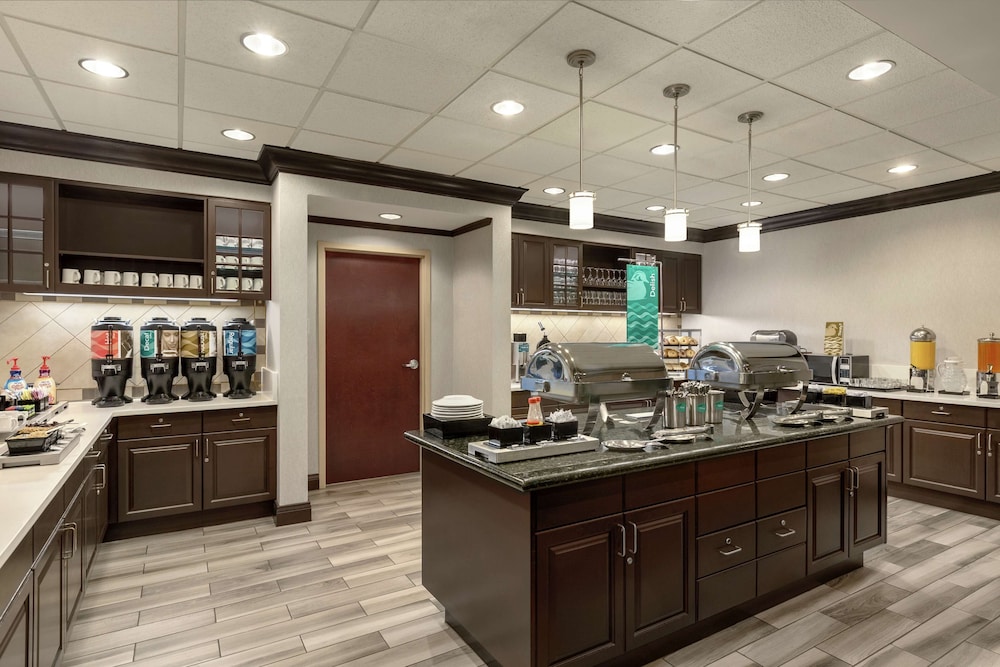 Homewood Suites by Hilton Macon-North 42/56