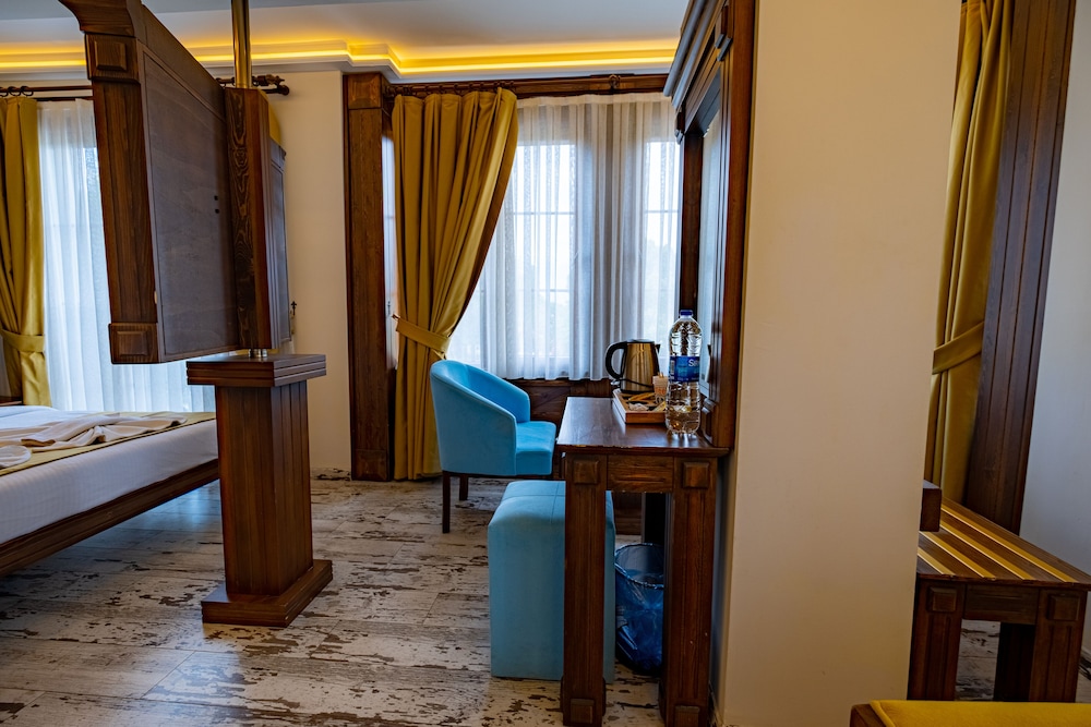 Reis Royal Hotel 29/80