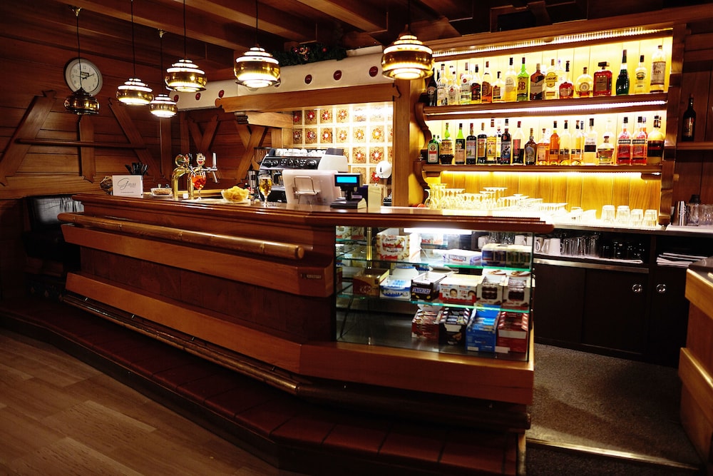 Lobby at GH Hotel Monzoni, POZZA DI FASSA
