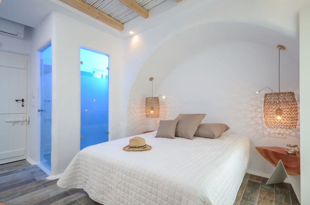 Naxos Island Escape Suites 20/71