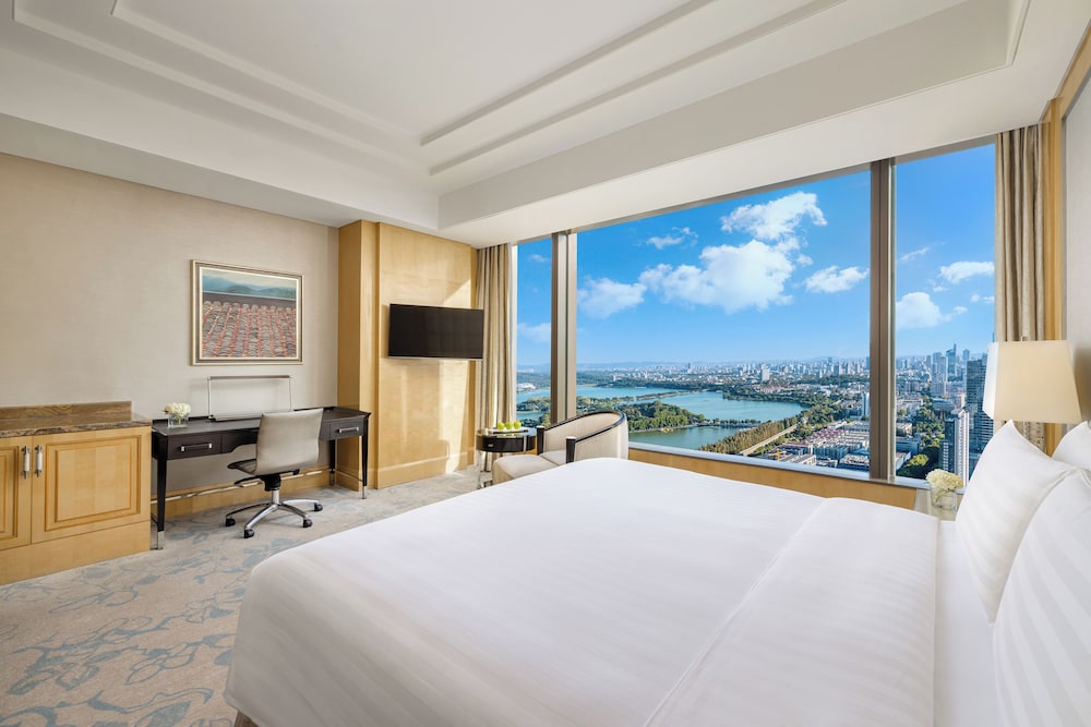 Shangri-La Nanjing 20/73