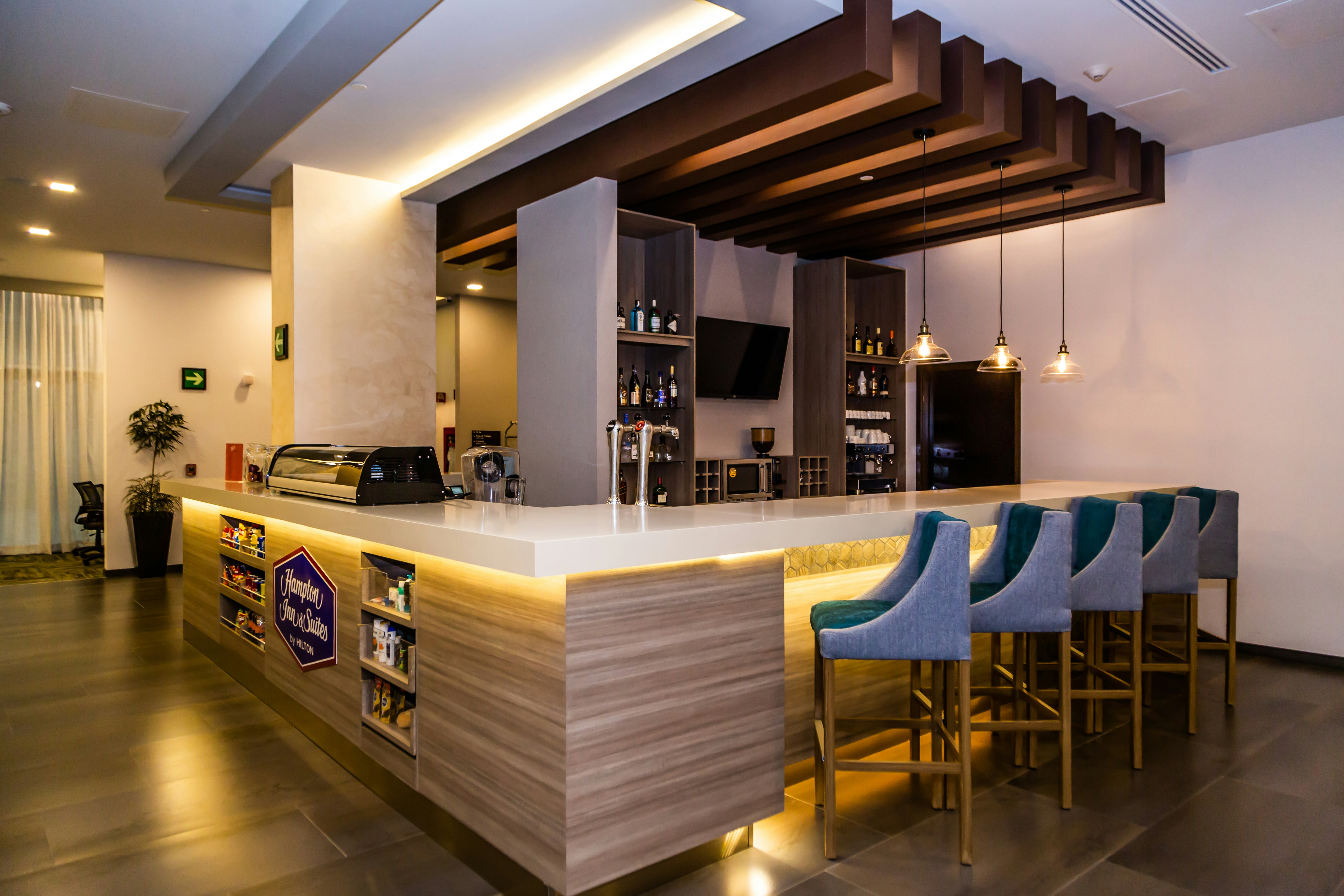 Hampton Inn Suites By Hilton Puebla 10/56