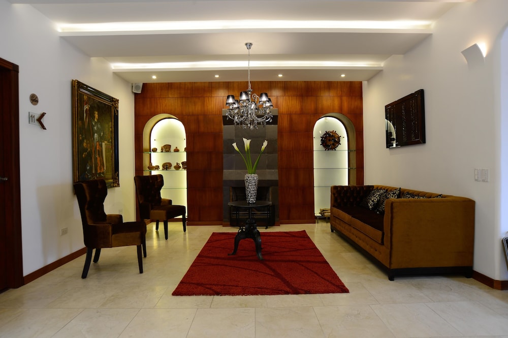HOTEL BOUTIQUE MARQUIZ 50/57
