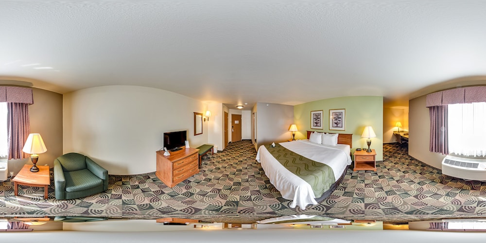 Quality Inn & Suites Hannibal West 12/40