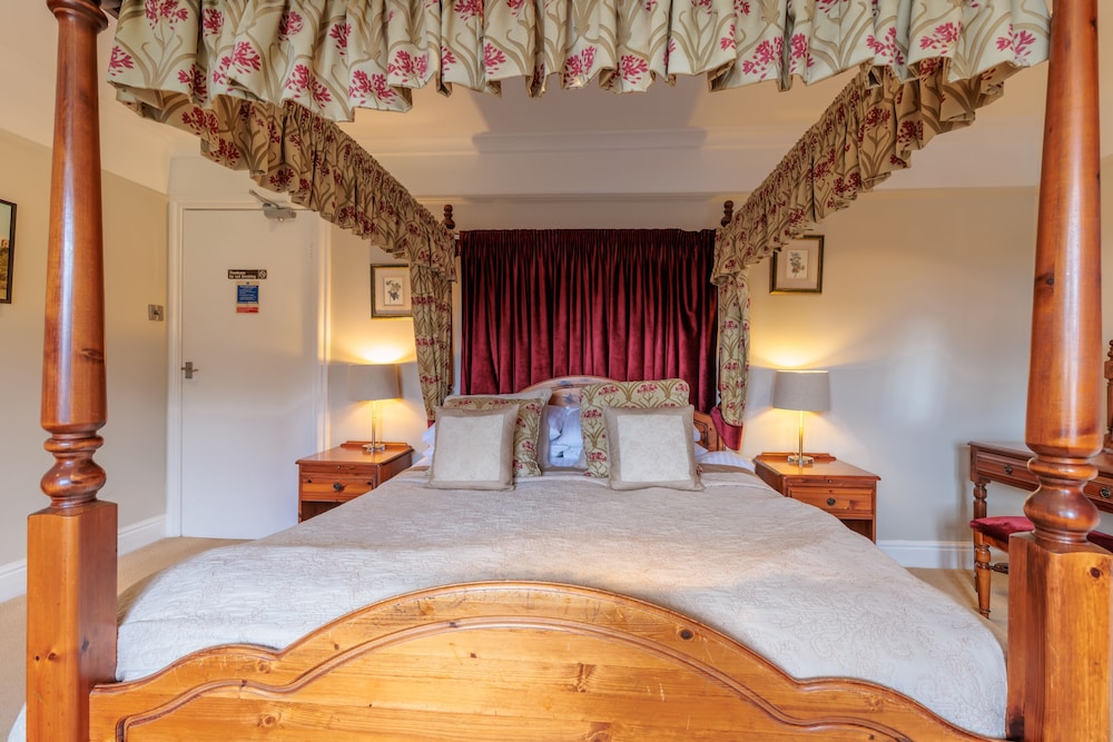 SUPERIOR, DOUBLE BED