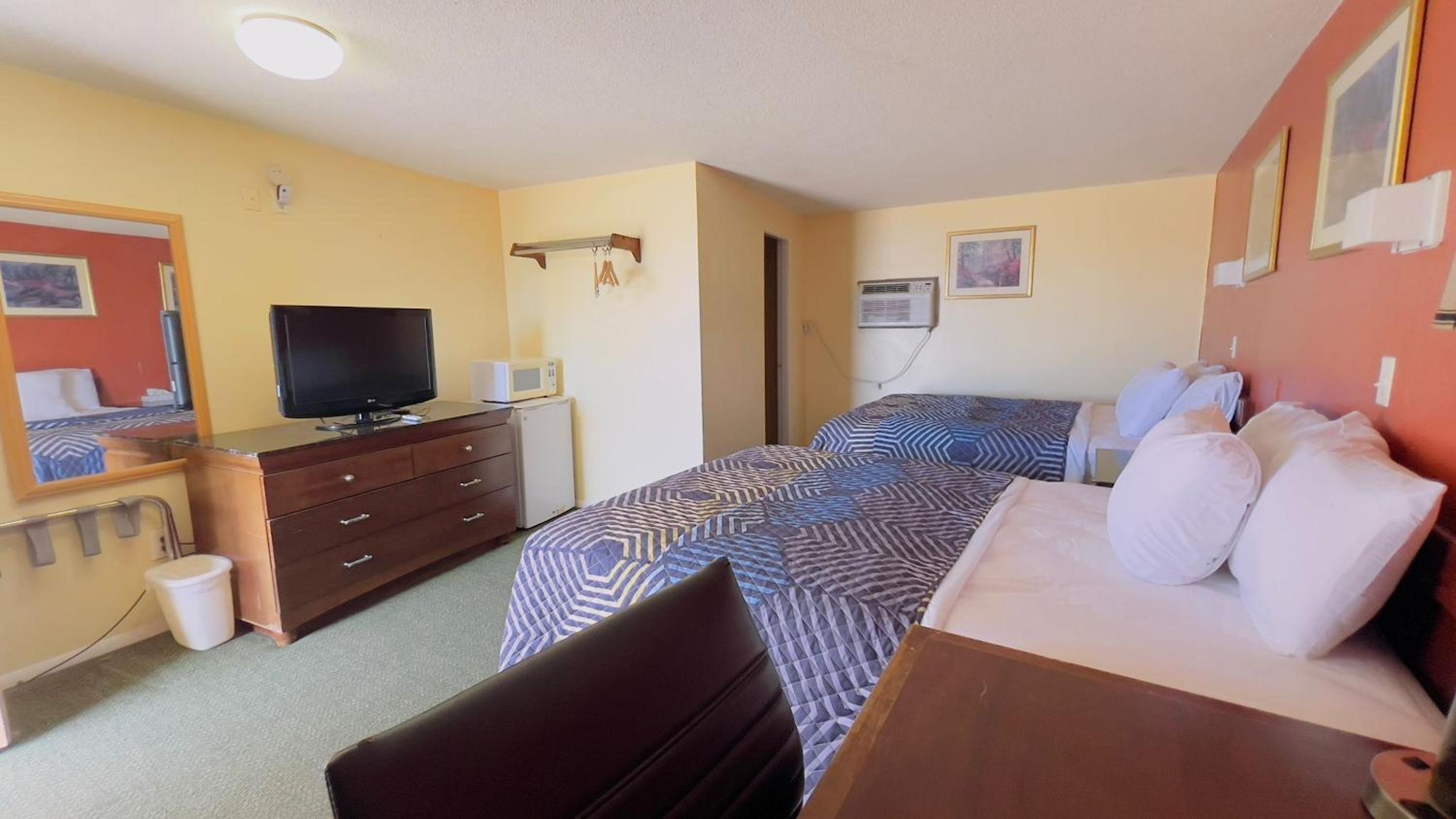 TRAVELERS LODGE EADS COLORADO 30/50