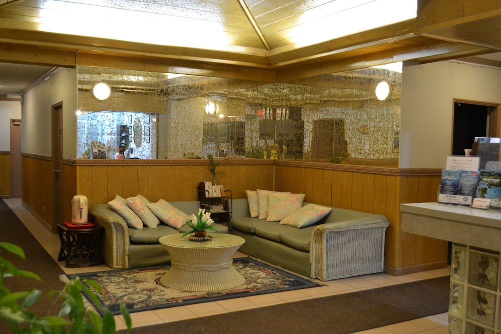 West Plaza Hotel Desekel 33/43
