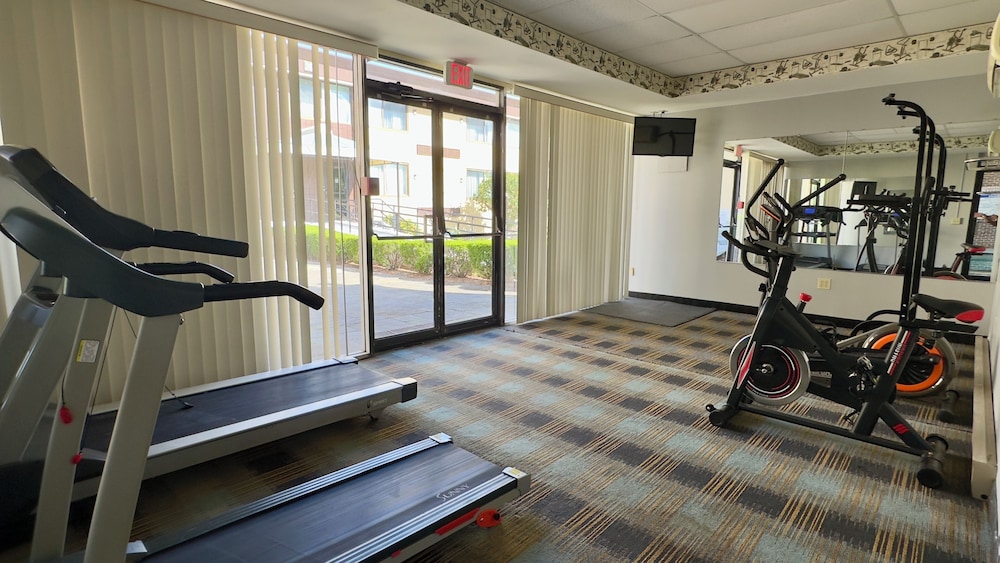 Riverview Inn & Suites 45/69