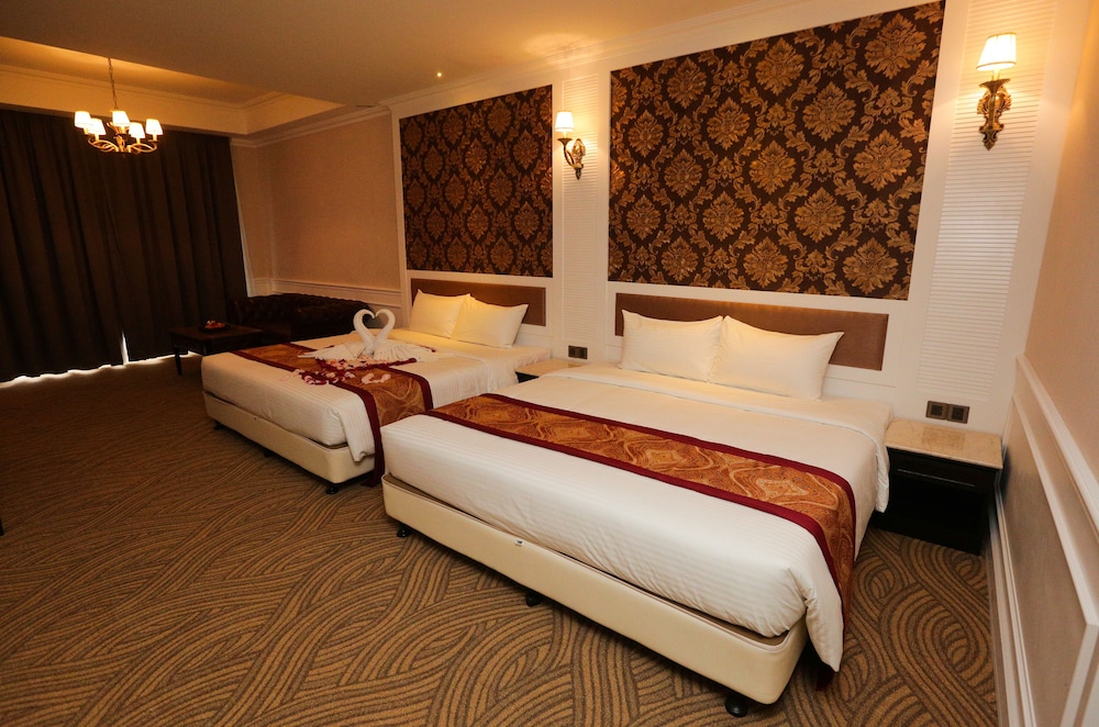 Tasik Villa International Resort 30/72