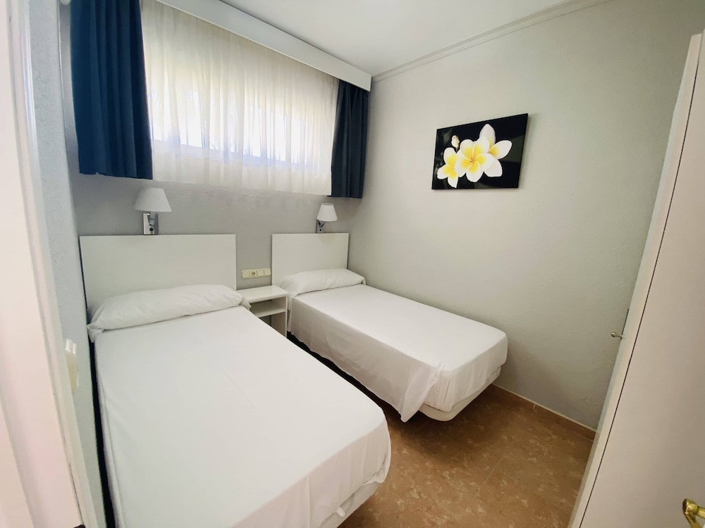 Hotel Los Jazmines 28/69