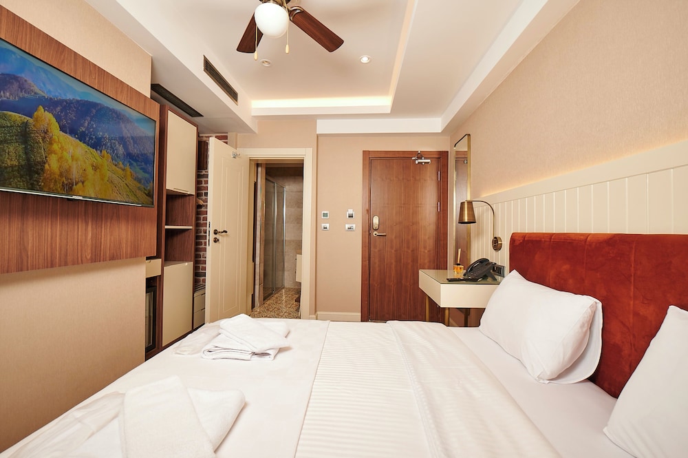 STANDARD, DOUBLE BED