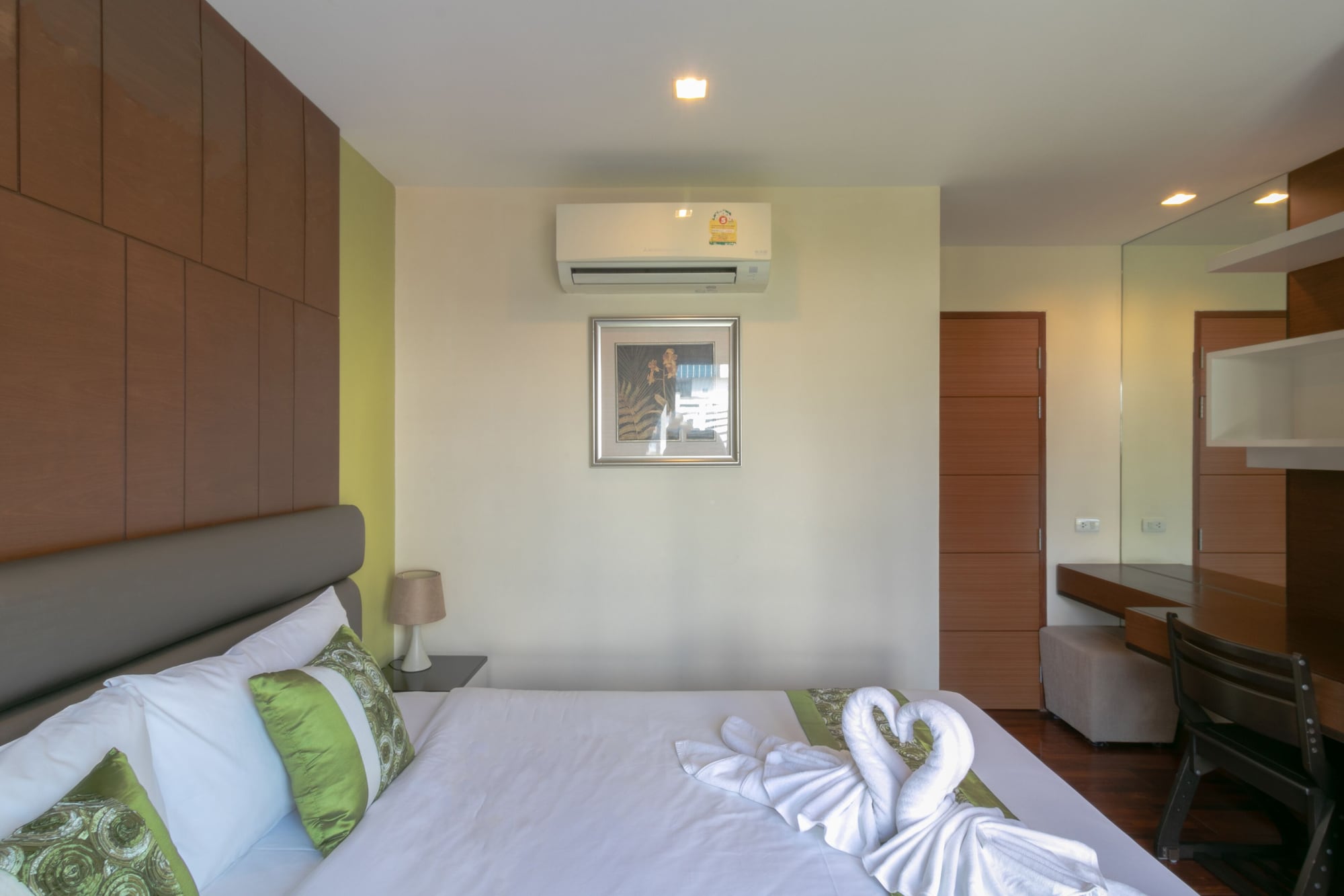 1 BEDROOM, EXCLUSIVE