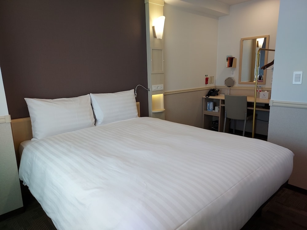 DELUXE, DOUBLE BED