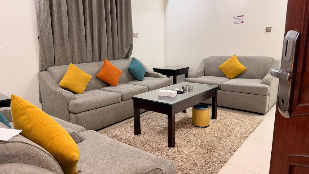 عروس الفيصلية للوحدات السكنية المفروشة(Aros Alfaisaliah Furnished Units) 46/73