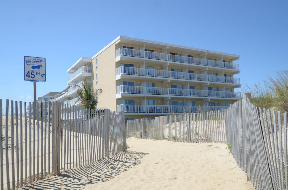 Atlantic OceanFront Inn 51/58
