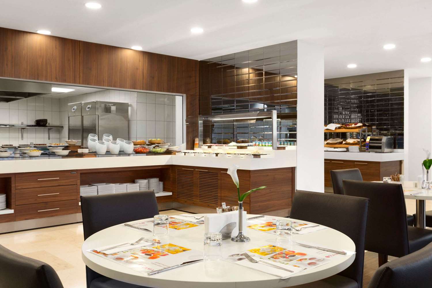 Ramada Encore by Wyndham Istanbul Kartal 31/47