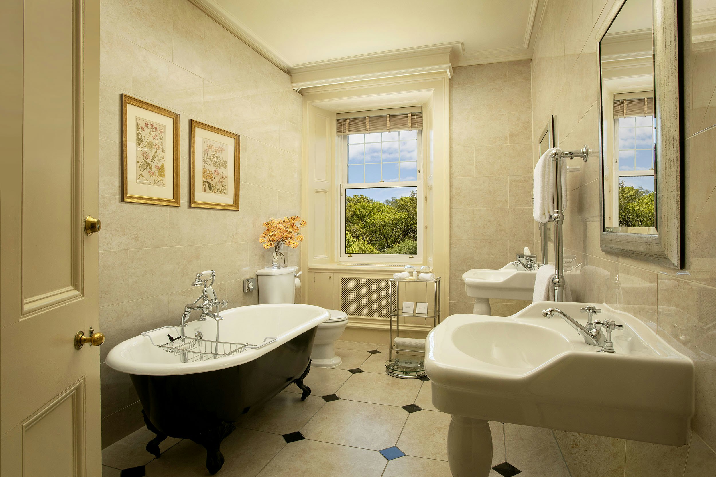 Isle of Eriska Hotel 51/54
