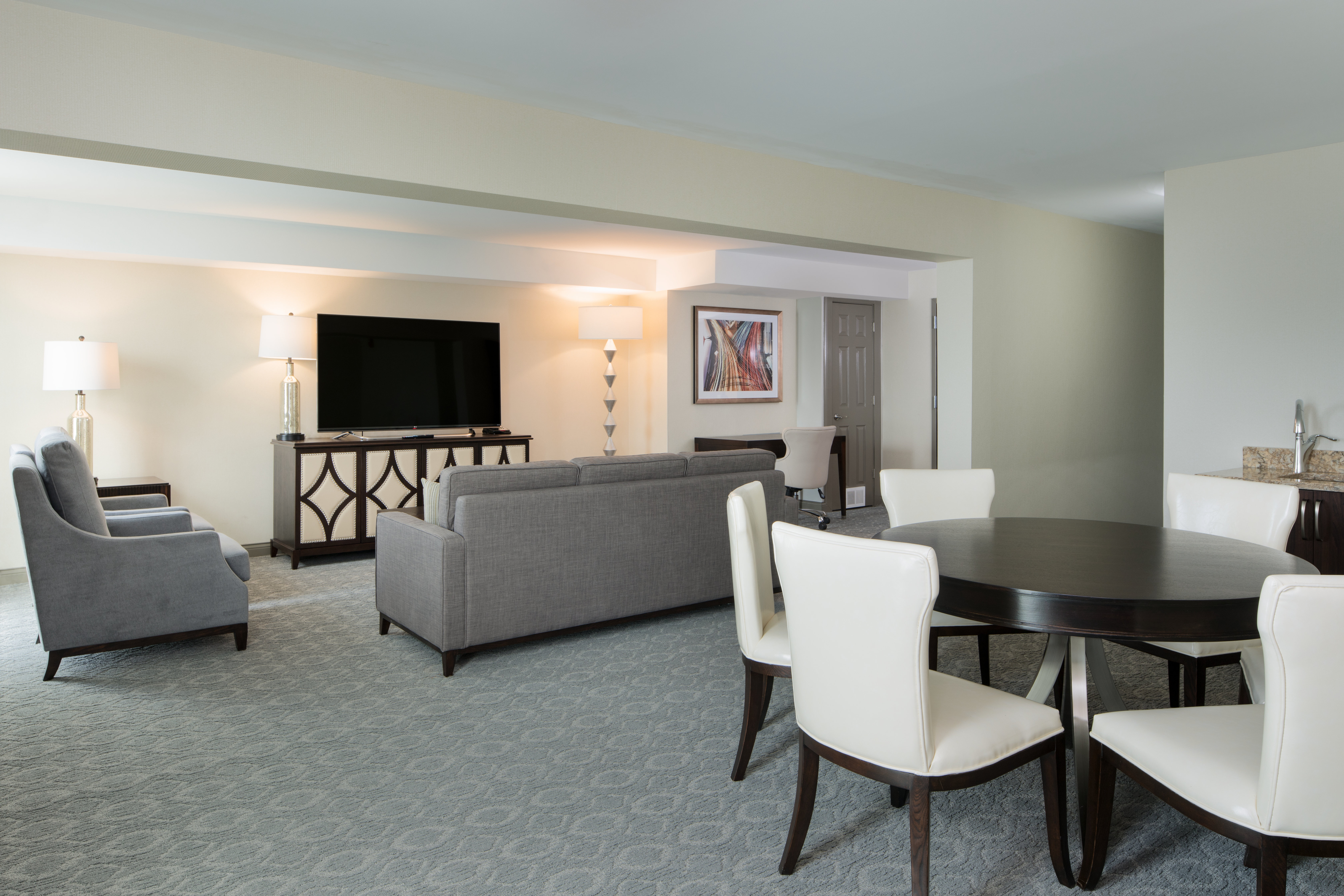 Crowne Plaza Chicago Sw Burr Ridge 40/59