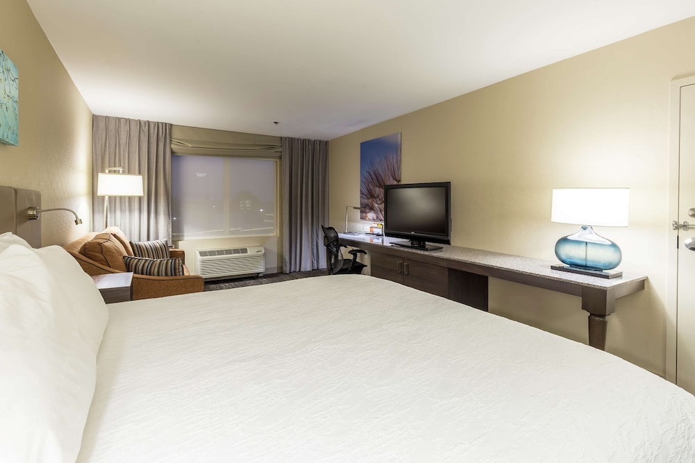 Hilton Garden Inn Fairfield 14/80