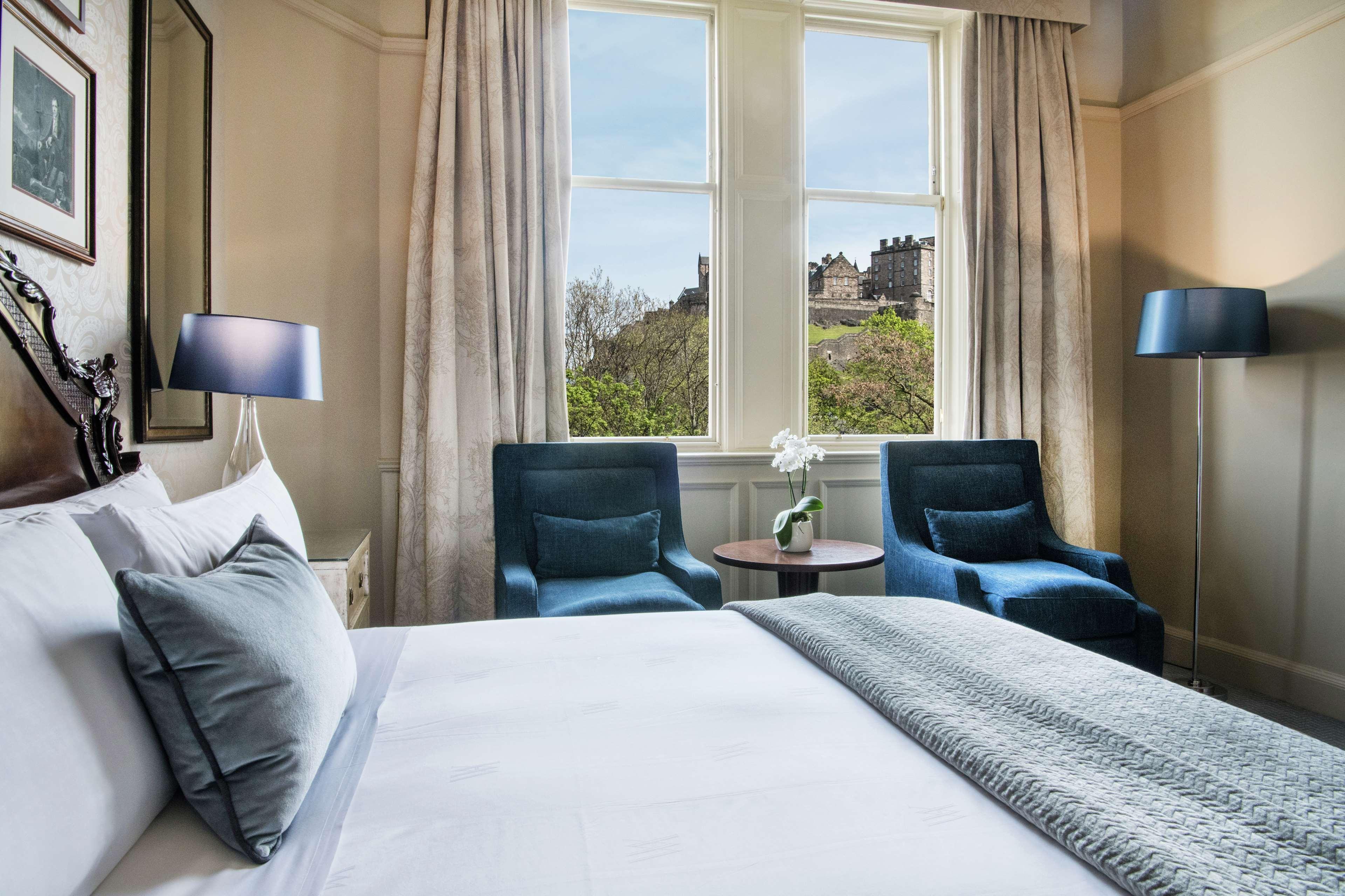 Suite, Castle View