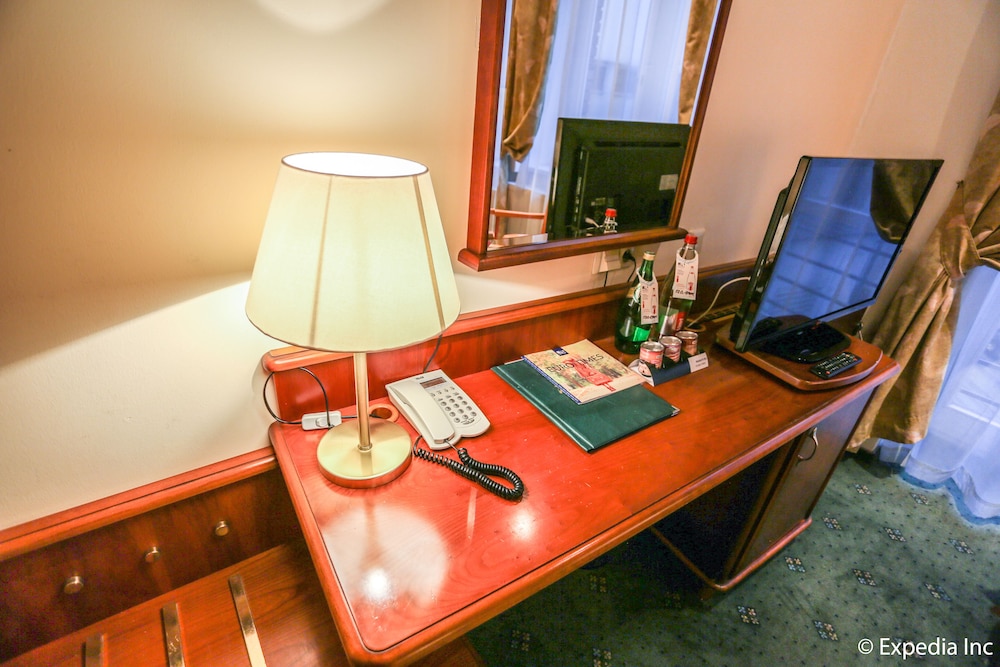 Ea Hotel Rokoko 40/49