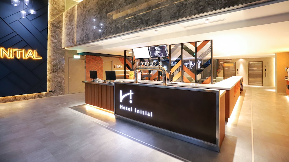 Hotel Initial-Taichung 10/66