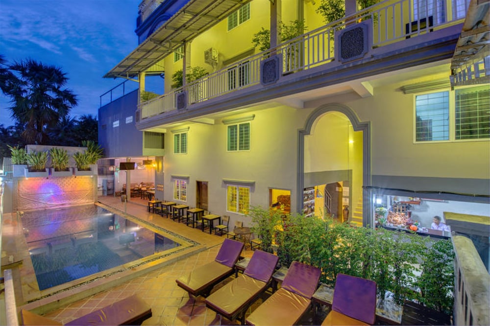 Siem Reap Pub Hostel 2/76