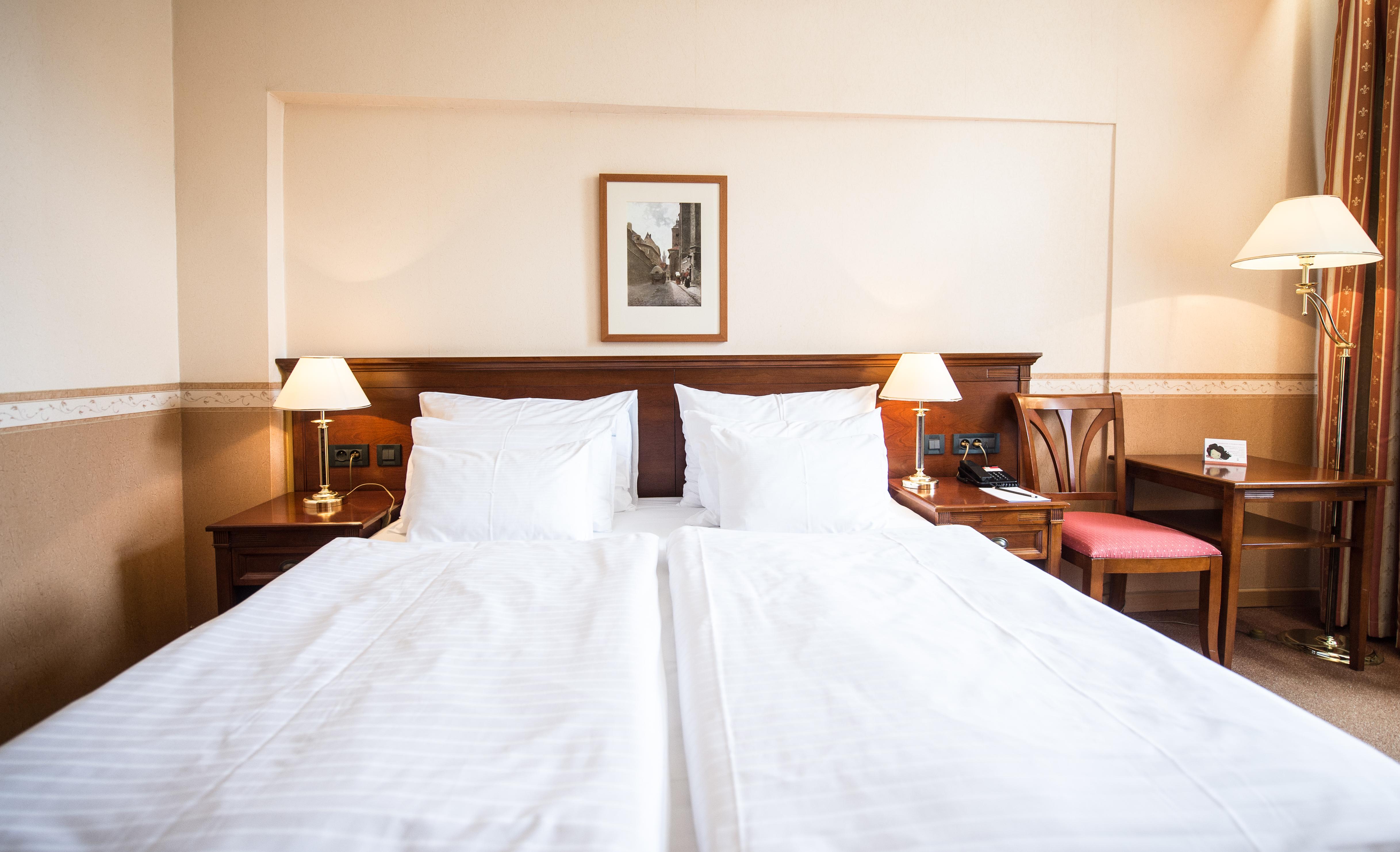 غرفة قياسية بسريرين منفصلين، Rott Hotel 2/2