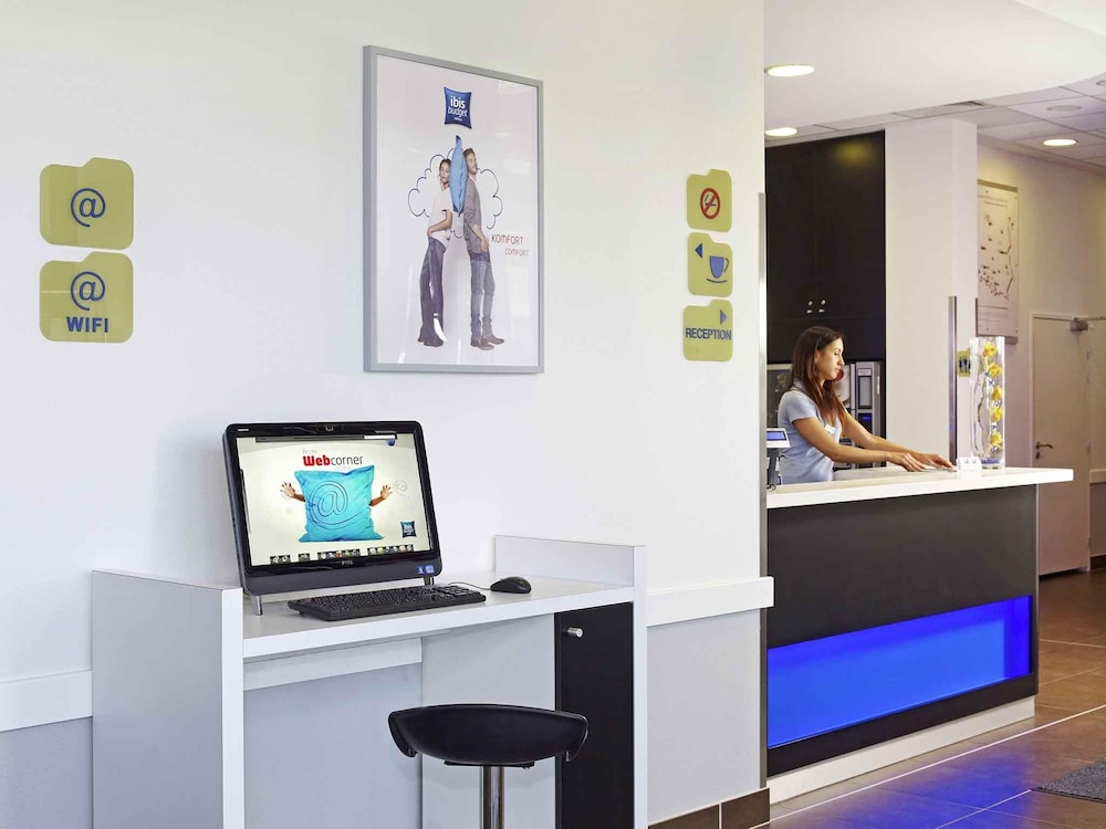 Ibis Budget Jakarta Airport 48/54