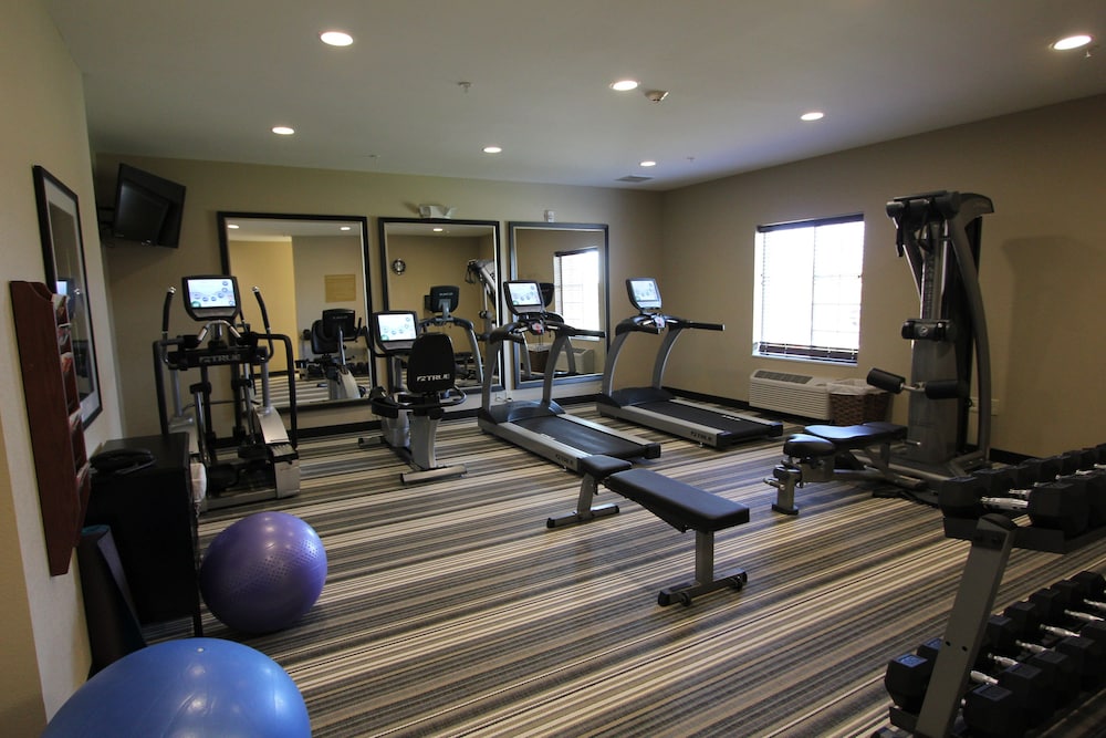 Candlewood Suites Greenville 10/28