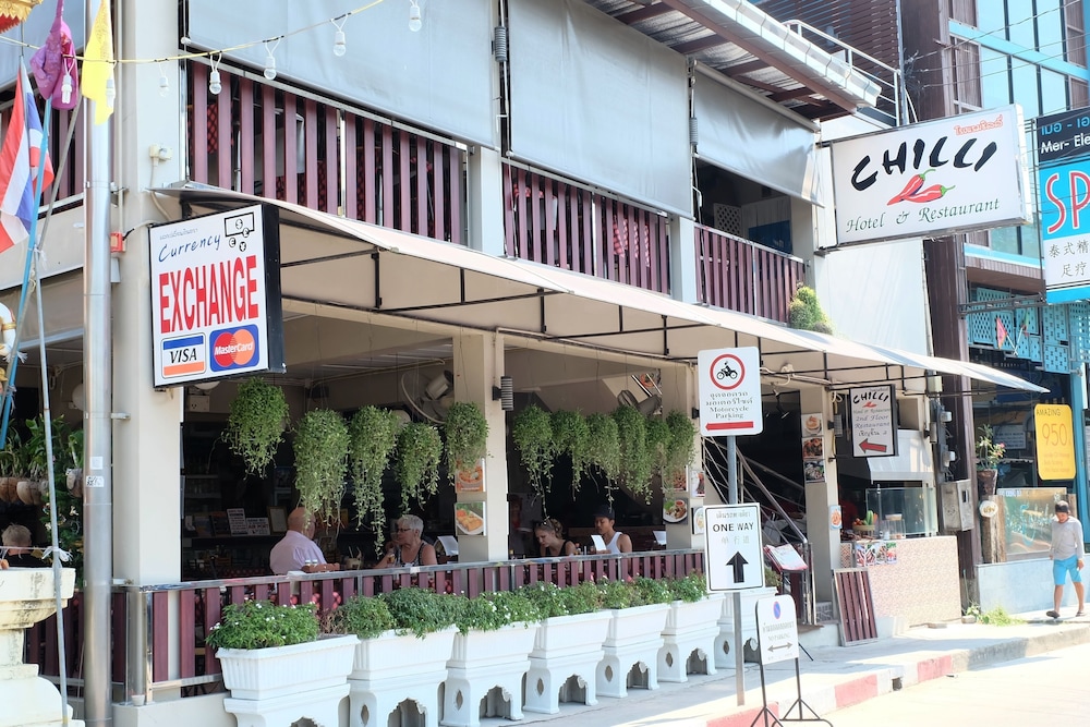 Chilli Hotel Restaurant 6/52