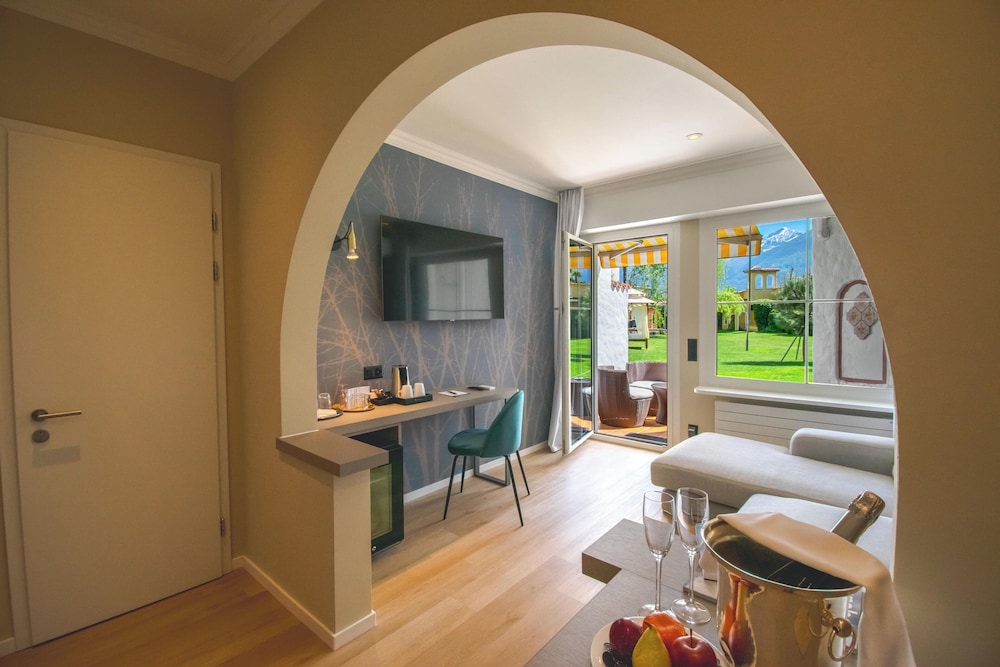 Albergo Losone 27/50