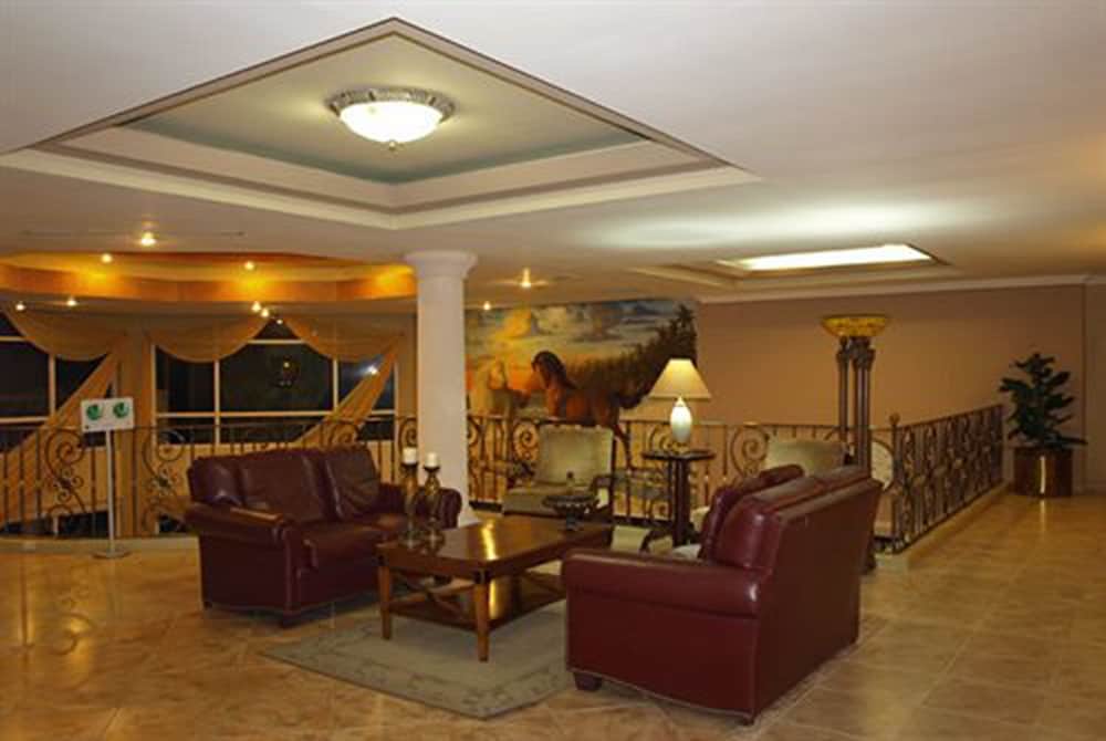 Quinta Real Hotel 56/66