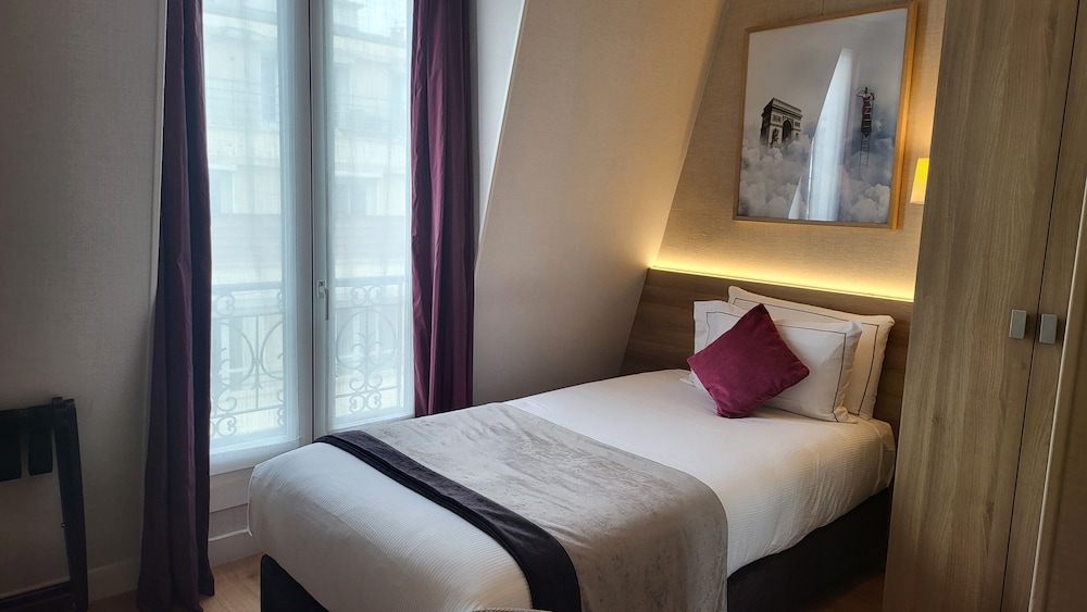 Hotel Magda Champs Elysees 26/65