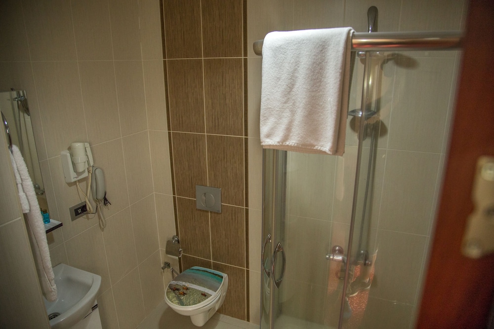 Grand Merin Hotel 25/63