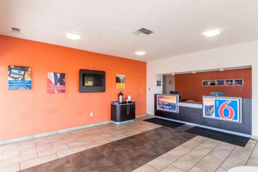Motel 6 Clinton OK 14/64
