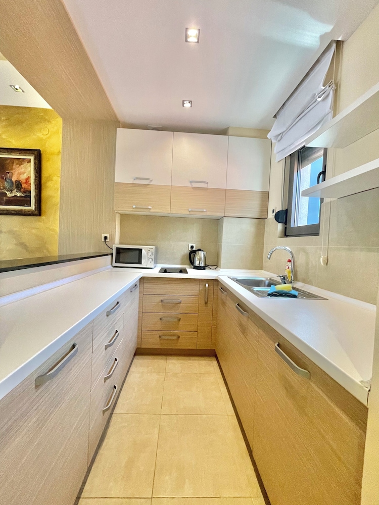 HOTEL BUTUA RESIDENCE 9/100
