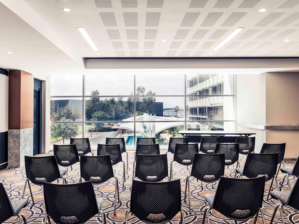 Mercure Sydney Liverpool 36/48