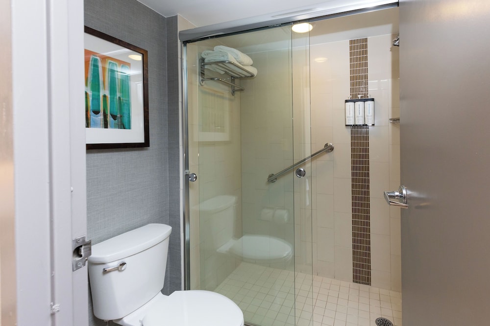 Hyatt Place Topeka 58/60