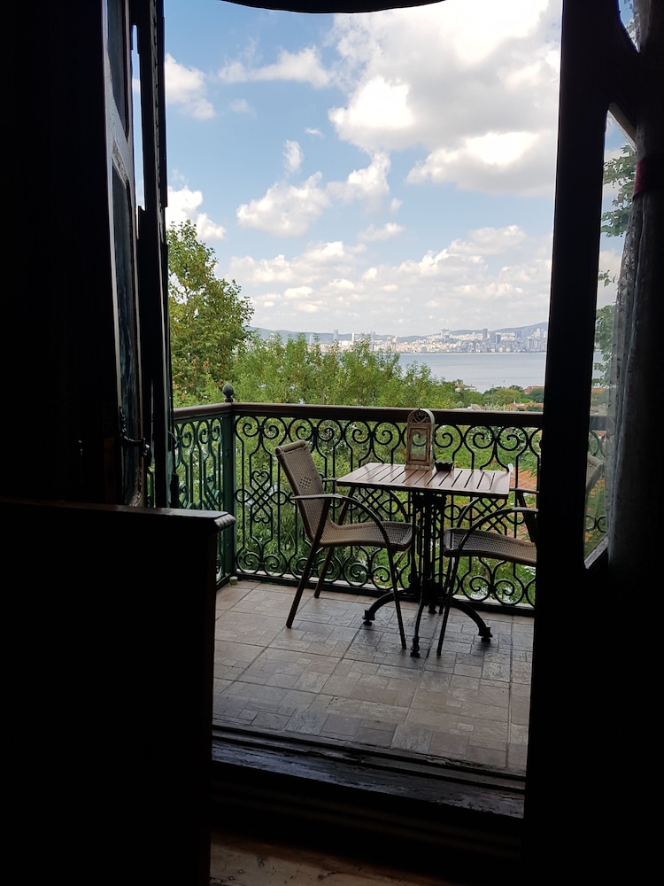 Anastasia Meziki Hotel 29/49