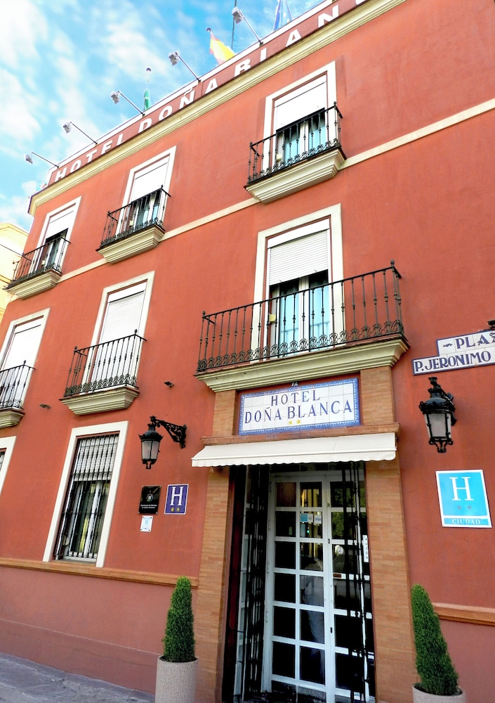 Hotel Dona Blanca 3/41