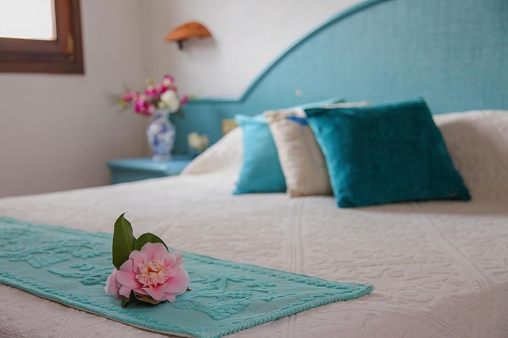 Micalosu Hotel 32/60