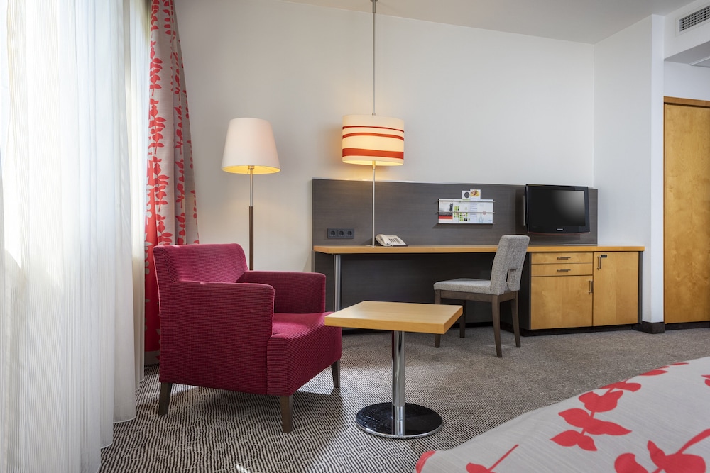 Holiday Inn Frankfurt Airport Neu Isenburg 33/55