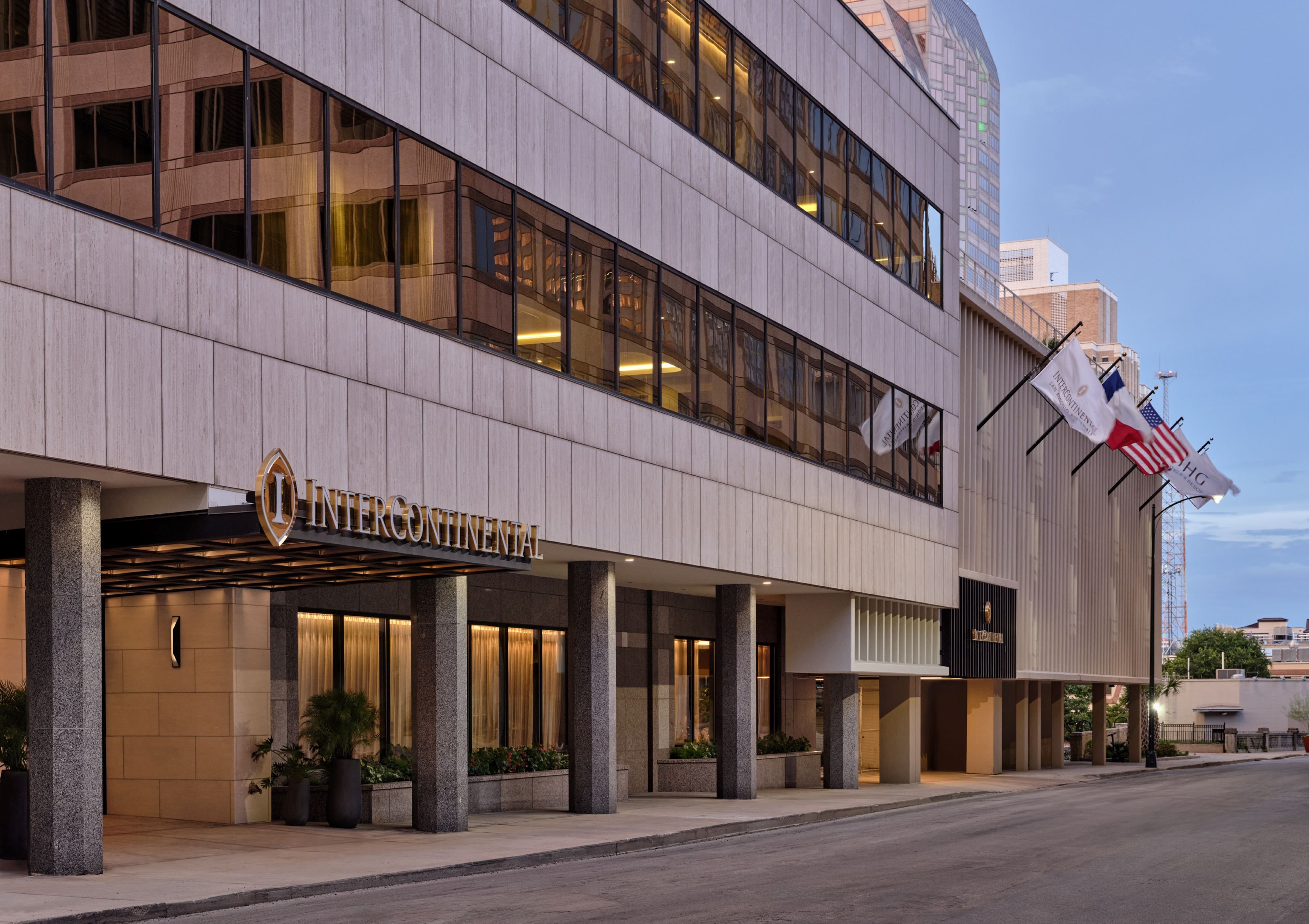InterContinental San Antonio Riverwalk 57/63